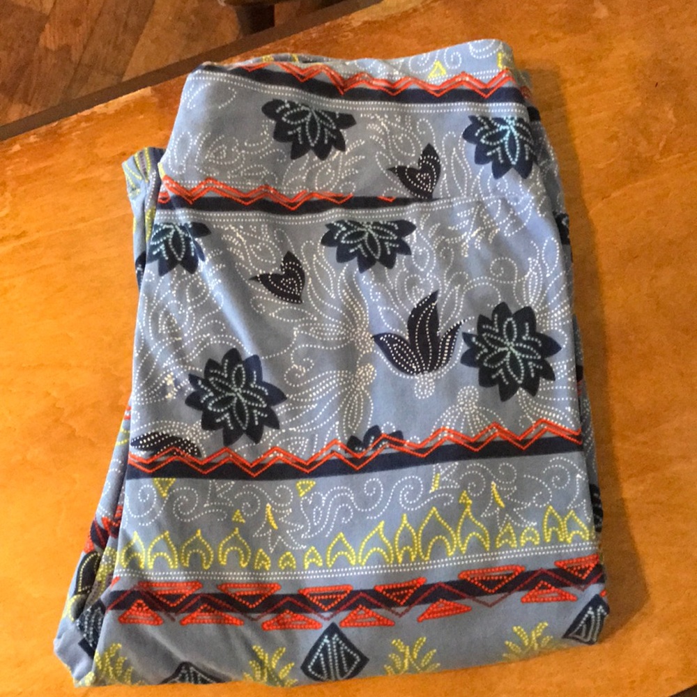 Lularoe leggings